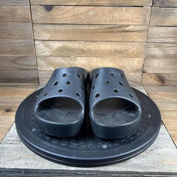 Crocs Sandals Womens Sz 7 Black Wide Strap Open Toe Platform Comfort Cushion - Picture 2 of 10